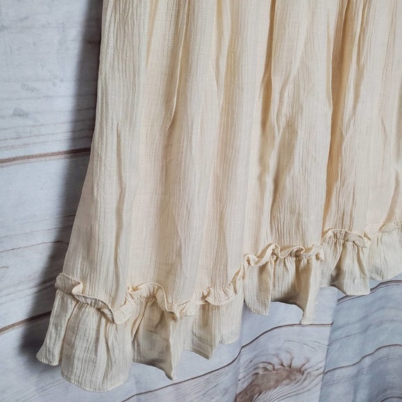 Lulus Dress Womens Size Small Cream Lace Puff Sleeve Ruffle Mini Short Woven - Picture 5 of 13